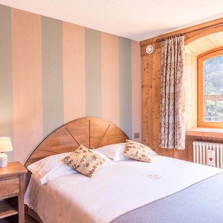 Maison Lo Triolet Introd Luaran gambar