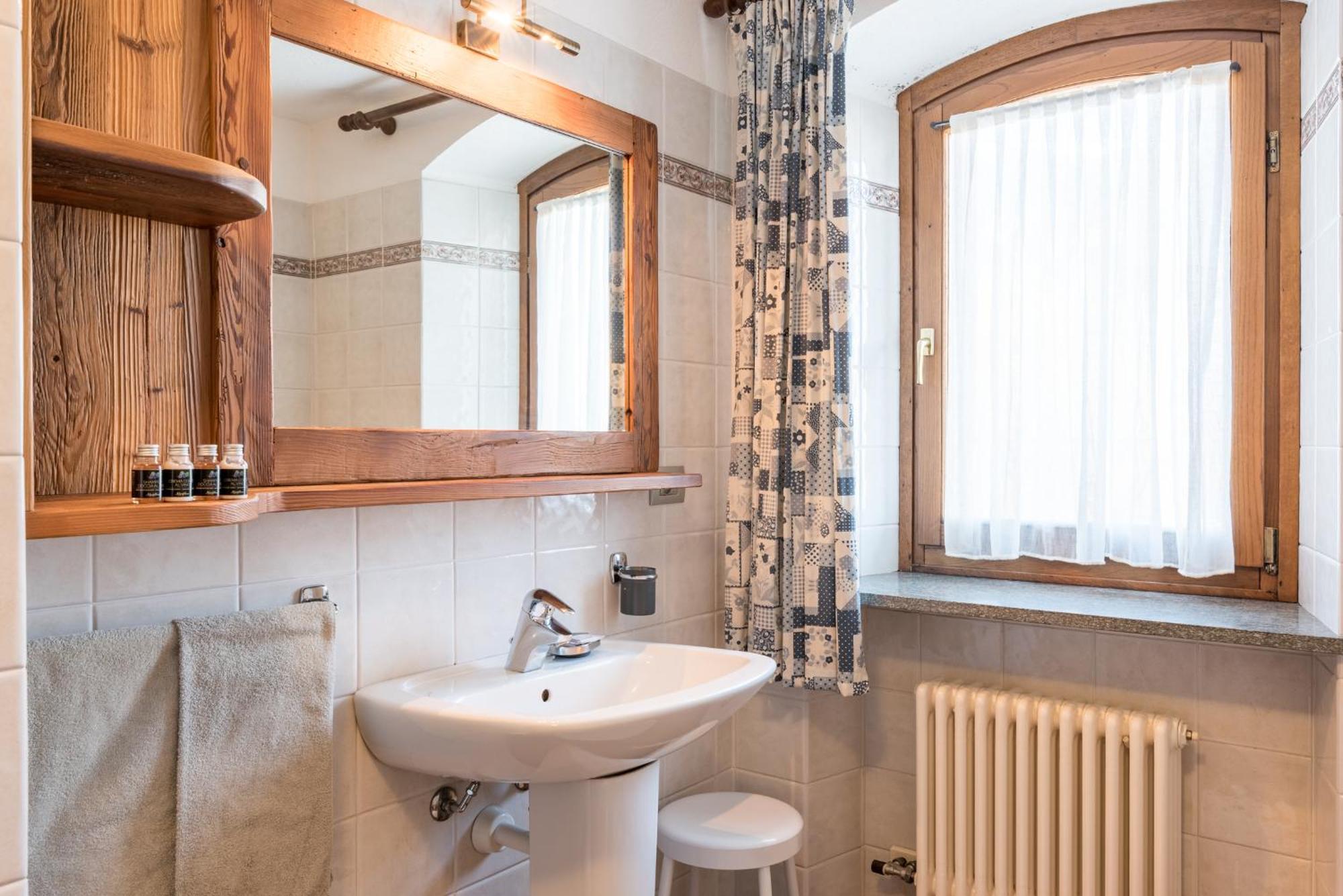 Maison Lo Triolet Introd Luaran gambar