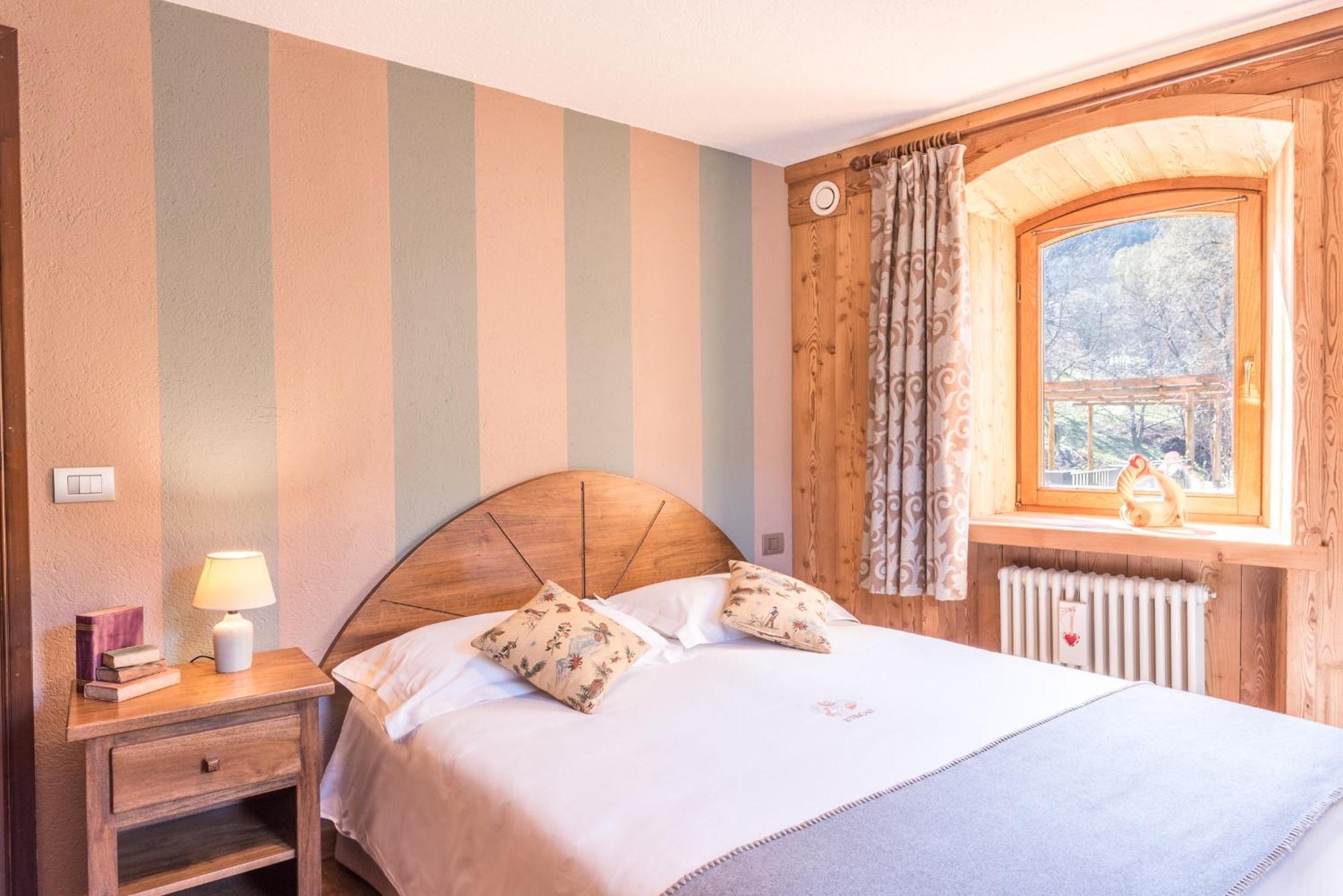 Maison Lo Triolet Introd Luaran gambar