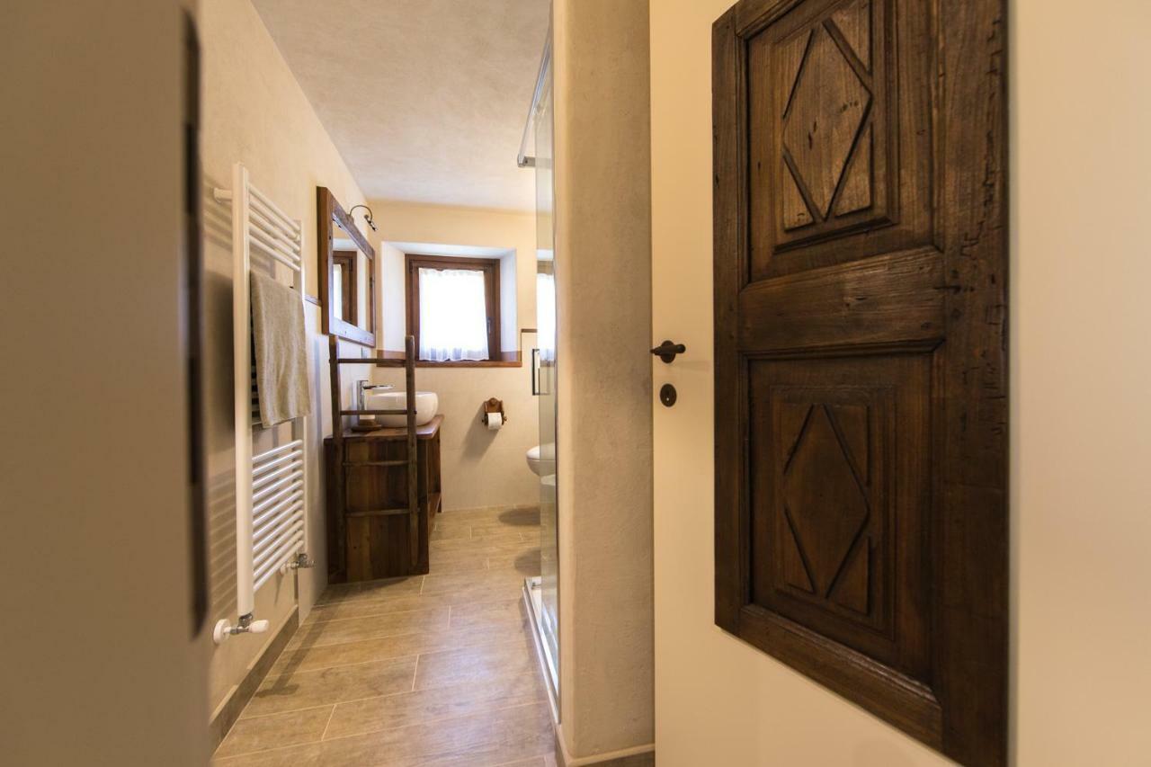 Maison Lo Triolet Introd Luaran gambar