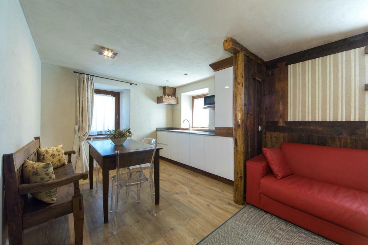 Maison Lo Triolet Introd Luaran gambar