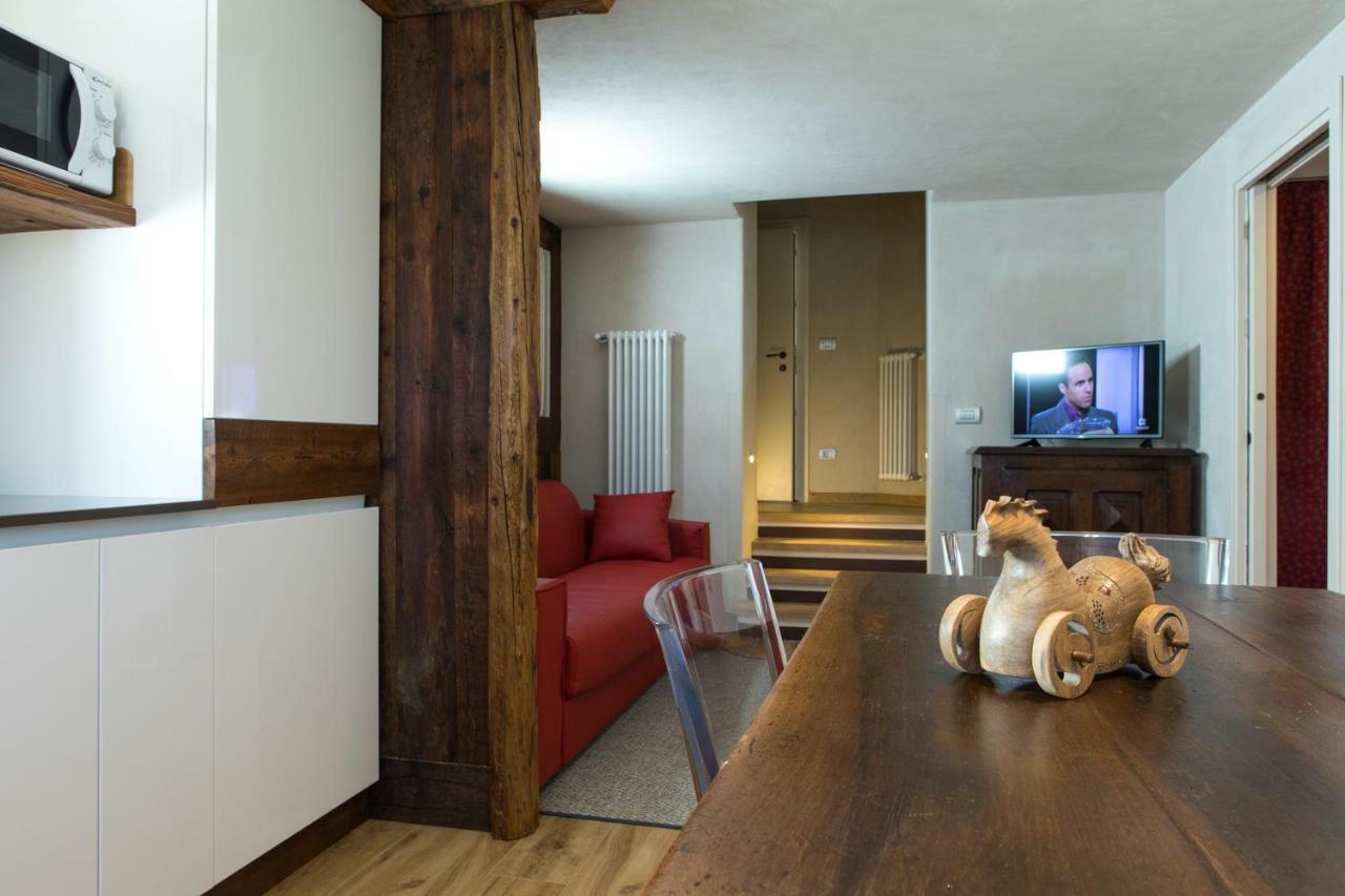Maison Lo Triolet Introd Luaran gambar